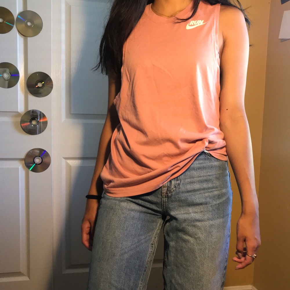 DRI FIT THE NIKE TEE TANK